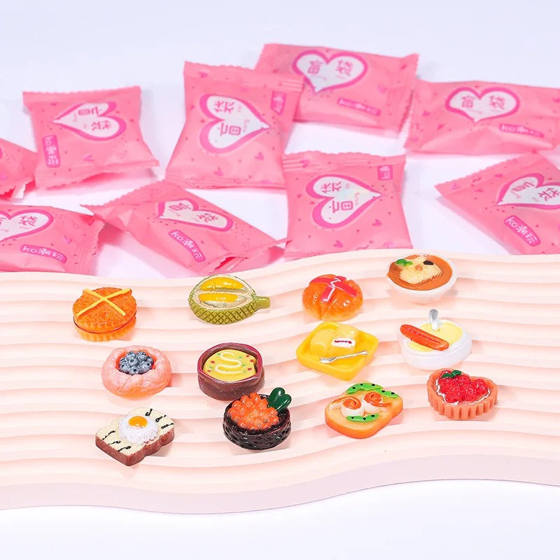 ألعاب طعام مصغرة عشوائية التصم - مراجعة Food Snacks Drinks وسعره