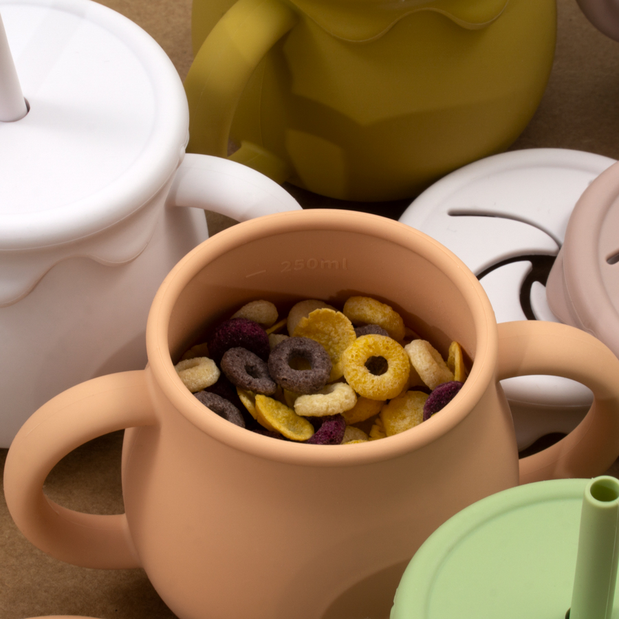 جديد الاطفال سيليكون تغذية صند - مراجعة Food Snacks Drinks وسعره